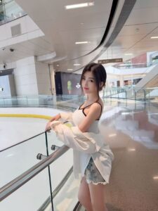 KL Escort - QiQi - China Girl Escort Girl In Bangsar