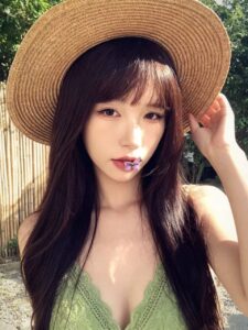 Bangsar Escort - QQ - China Girl Escort Girl In KL Seputeh