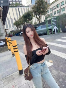 KL Escort - DouDou - China Girl Escort Girl In Bangsar